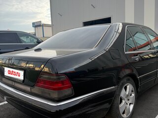 1996 Mercedes-Benz S-Класс 420 III (W140) Рестайлинг, чёрный, 900000 рублей, вид 5