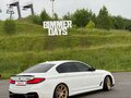 2018 BMW 5 серии 540i xDrive VII (G30/G31/G38), белый - вид 2