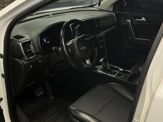 2016 Kia Sportage IV, белый, 1950000 рублей, вид 5