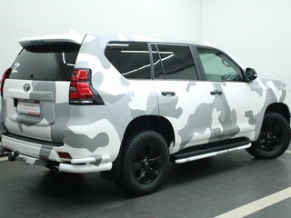 2021 Toyota Land Cruiser Prado 150 Series Рестайлинг 3, белый, 5595000 рублей, вид 3