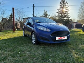 2016 Ford Fiesta Mk6 Рестайлинг, синий, 550000 рублей, вид 2