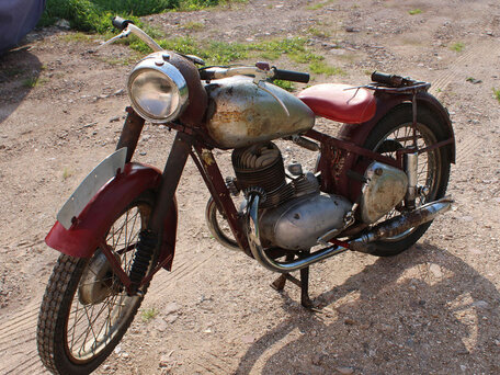 1951 Jawa 250, красный, 590000 рублей, вид 5