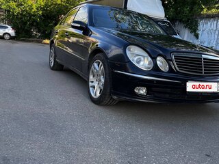 2002 Mercedes-Benz E-Класс 320 III (W211, S211), чёрный, 590000 рублей, вид 4