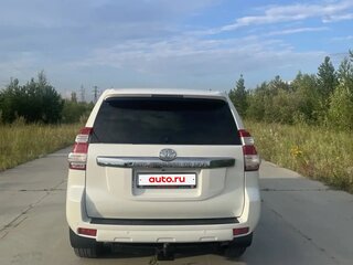 2015 Toyota Land Cruiser Prado 150 Series Рестайлинг 1, белый, 3300000 рублей, вид 5