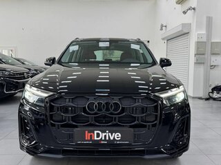 2025 Audi Q7 45 TFSI II (4M) Рестайлинг 2, чёрный, 9499000 рублей, вид 2