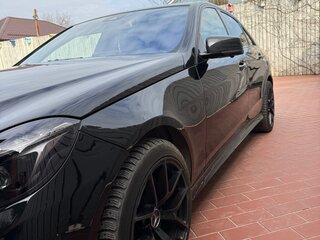 2013 Mercedes-Benz E-Класс 200 IV (W212, S212, C207) Рестайлинг, чёрный, 3900000 рублей, вид 4