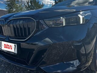 2024 BMW 5 серии 540d xDrive VIII (G60/G61/G68), синий, 9200000 рублей, вид 1