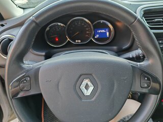 2017 Renault Sandero II, серебристый, 1150000 рублей, вид 4