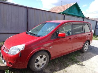 2005 Nissan Lafesta I, красный, 720000 рублей, вид 4