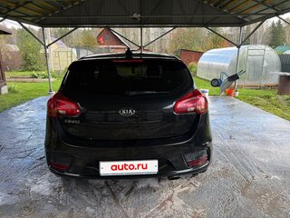 2017 Kia Ceed II Рестайлинг, чёрный, 1300000 рублей, вид 3
