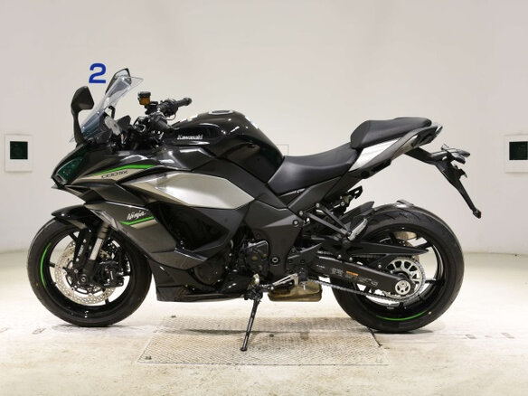 2025 Kawasaki Ninja 1000 SX, чёрный, 1400000 рублей - вид 1