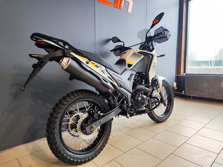 2026 Loncin MS250, белый, 179900 рублей, вид 3