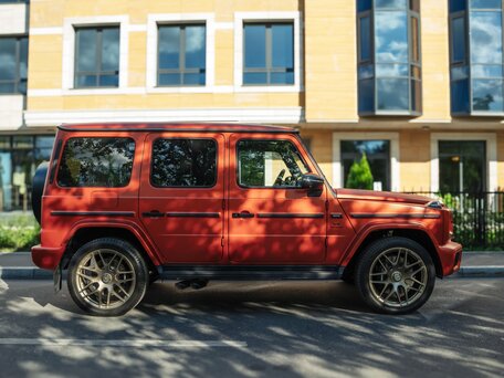 2026 Mercedes-Benz G-Класс AMG 63 AMG II (W465) Рестайлинг, оранжевый, 31900000 рублей, вид 3