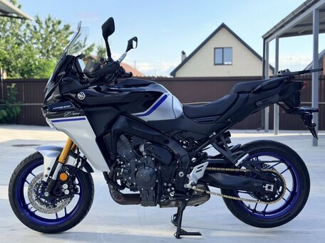 2025 Yamaha MT-09 Tracer (FJ-09), синий, 1970000 рублей, вид 4