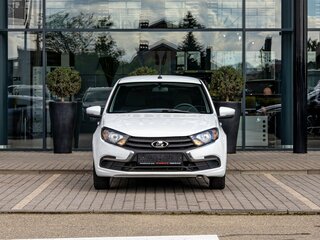 2024 Lada (ВАЗ) Granta I Рестайлинг, белый, 695000 рублей, вид 2