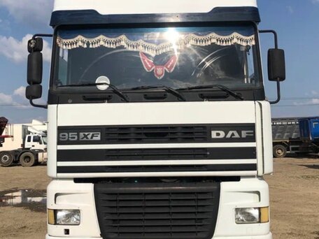 2001 DAF XF 95, белый, 3000000 рублей, вид 1