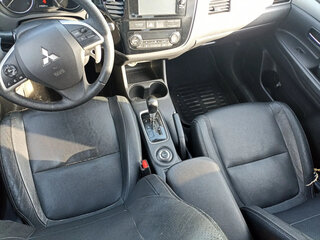2013 Mitsubishi Outlander III, серый, 950000 рублей, вид 4
