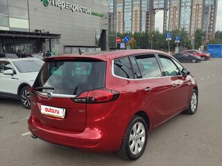 2013 Opel Zafira C, красный, 1100000 рублей, вид 4