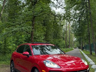 2022 Porsche Cayenne III, красный, 8550000 рублей, вид 2