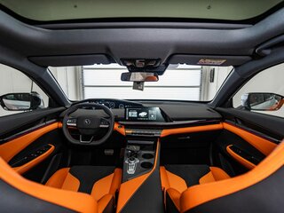2024 Changan UNI-V I, серый, 3259900 рублей, вид 2