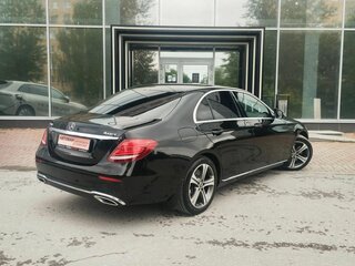 2016 Mercedes-Benz E-Класс 400 V (W213, S213, C238), чёрный, 2899000 рублей, вид 5