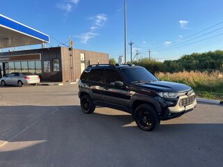 2023 Lada (ВАЗ) Niva Travel I, чёрный, 880000 рублей, вид 4
