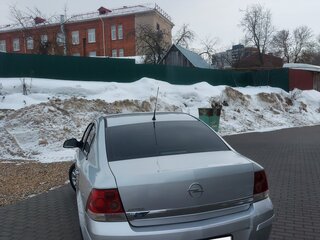 2013 Opel Astra H Рестайлинг, серебристый, 800000 рублей, вид 3
