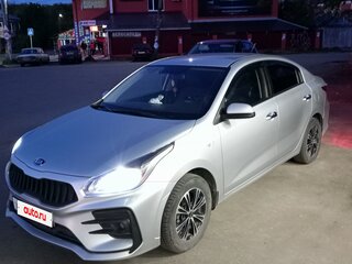 2018 Kia Rio IV, серебристый, 1230000 рублей, вид 5