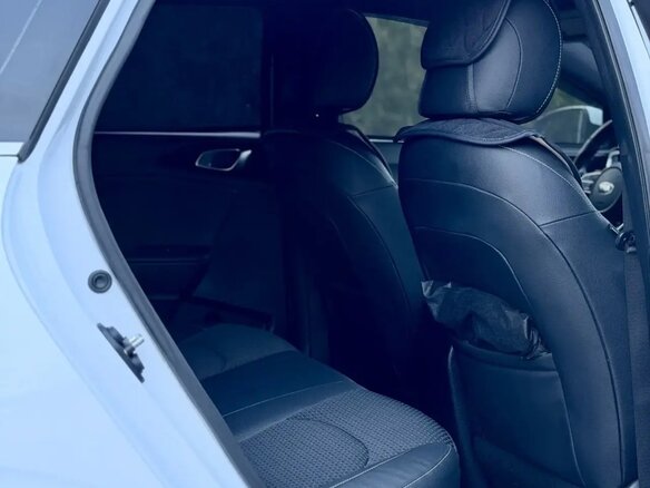2019 Kia Ceed III, жёлтый, 1800000 рублей - вид 16