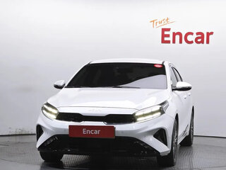 2022 Kia K3 II Рестайлинг, белый, 2844260 рублей, вид 4