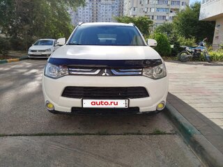 2012 Mitsubishi Outlander III, белый, 1320000 рублей, вид 3