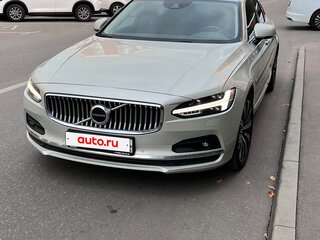 2020 Volvo S90 II Рестайлинг, серебристый, 3800000 рублей, вид 2