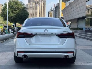 2022 Nissan Altima VI (L34) Рестайлинг, белый, 1883000 рублей, вид 4