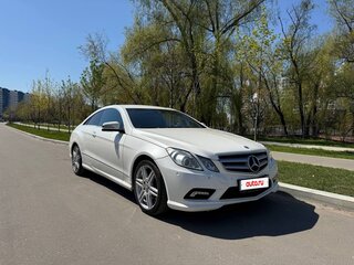 2011 Mercedes-Benz E-Класс 200 7G-Tronic IV (W212, S212, C207), белый, 1200000 рублей, вид 3