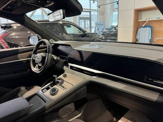 2026 Geely Monjaro I Рестайлинг, зелёный, 4954990 рублей, вид 4