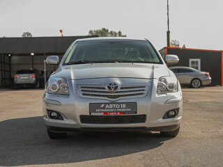 2007 Toyota Avensis II Рестайлинг, серебристый, 749000 рублей, вид 3