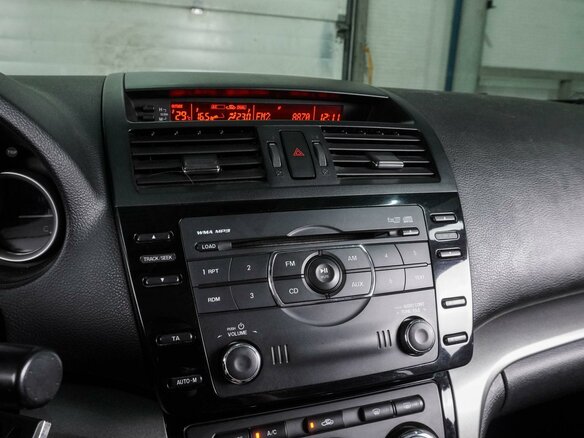 2011 Mazda 6 II (GH) Рестайлинг, белый - вид 16