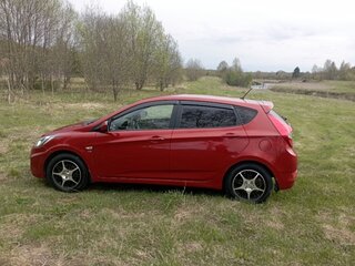 2012 Hyundai Solaris I, красный, 800000 рублей, вид 3