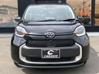 2023 Toyota Sienta III, серый, 1120700 рублей, вид 2