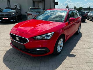 2023 SEAT Leon IV, пурпурный, 1479000 рублей, вид 3