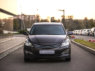 2014 Hyundai Solaris I Рестайлинг, коричневый, 709777 рублей, вид 4