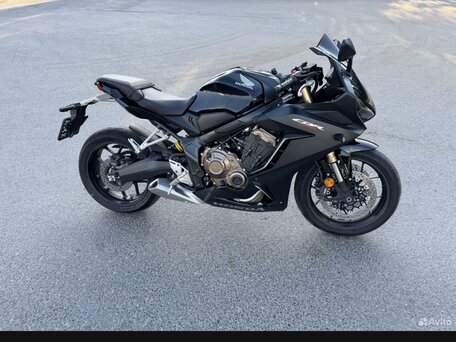 2021 Honda CBR 650R, чёрный, 950000 рублей, вид 2