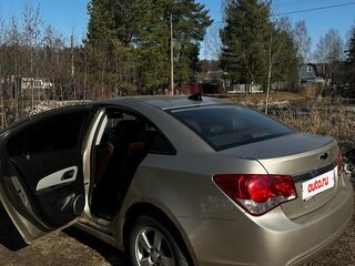 2011 Chevrolet Cruze I, золотистый, 580000 рублей, вид 3