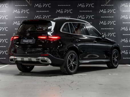 2025 Mercedes-Benz GLC 260 L II (X254), чёрный, 8000000 рублей, вид 4