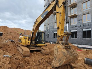 2013 Caterpillar 320D, жёлтый, 3600000 рублей, вид 3