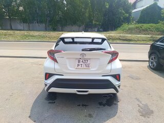 2018 Toyota C-HR I, белый, 2200000 рублей, вид 3