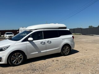 2017 Kia Carnival III, белый, 2000000 рублей, вид 4