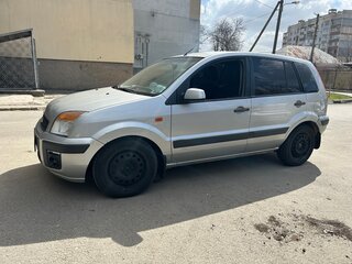 2006 Ford Fusion I Рестайлинг, серебристый, 360000 рублей, вид 2