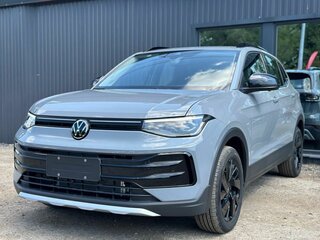 2026 Volkswagen Tharu XR 300 TSI, серый, 2860000 рублей, вид 3