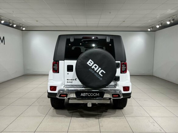 2023 BAIC BJ40 I Рестайлинг, белый - вид 6